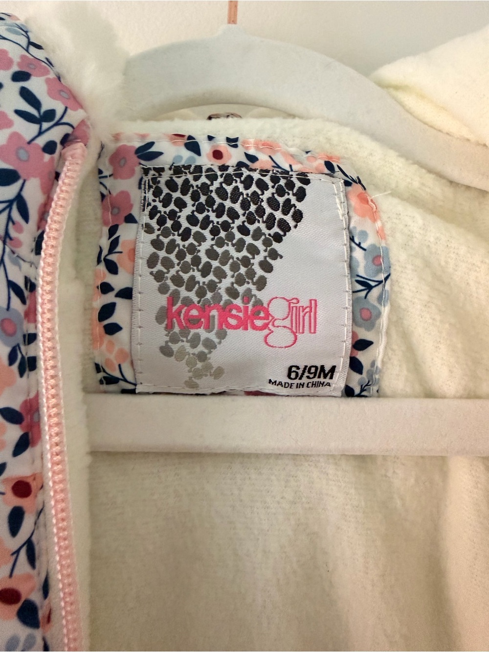 NWT Kensie Girl Floral Baby Snowsuit 6–9M Pink Quilted Winter Coat Pram Onesie - Picture 4 of 6